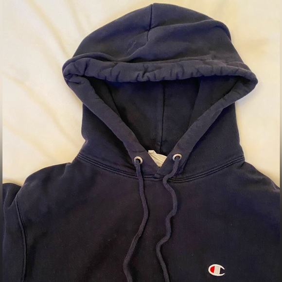 Unisex Champion Logo Pullover Hoodie (Reverse Weave) - Picture 5 of 5